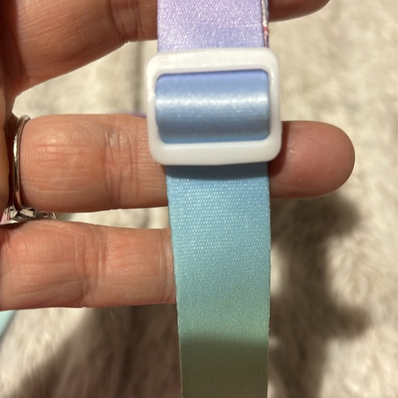 Unicorn pop it purse adjustable nylon strap to shorten or lengthen like new - Picture 2 of 6